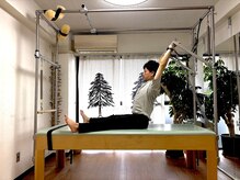 ライフ ピラティス スタジオ(LIFE Pilates Studio)/胸椎と頚椎の反重力運動