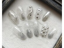 モンファボリ(mon favori)の雰囲気(ミラーフレンチ、シックなアートで雰囲気のあるデザイン)