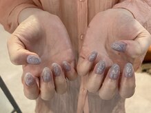 クレセント アイ アンド ネイル 大濠公園店(Crescent)/淡いブルーのニュアンスネイル