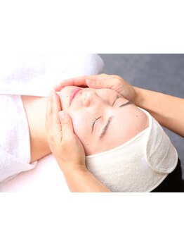 ホウレイ線・たるみ改善！予防ケア