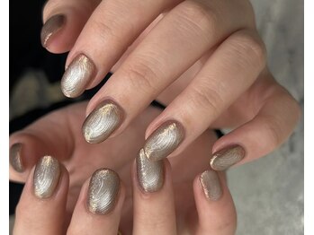 ハンドワークネイル(handworknail)/個性ネイル