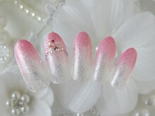 アイラッシュアンドネイル クリスティア(Christia)/初回オフ無料定額コース4600円