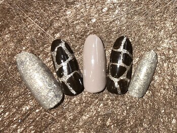 テラスアヴェダ ららぽーとエキスポシティ(Terrace AVEDA)/アニマル柄ネイル