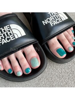 凛/フットワンカラー