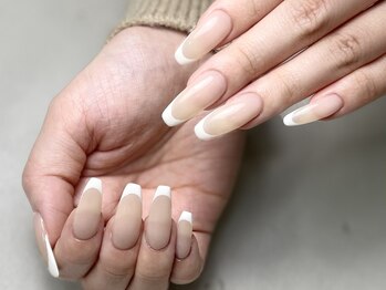 ビオトーププラス 銀座7丁目店(bio tope+)/白フレンチネイル銀座フィルイン
