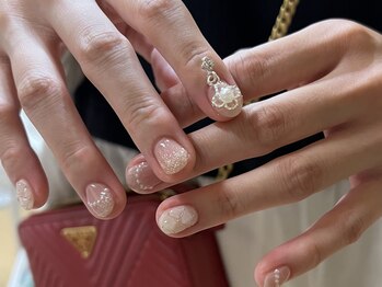 ロエミー(Loemy)/キラキラネイル