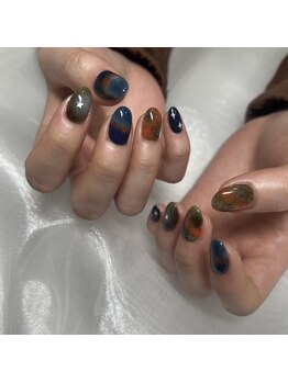 ティニー(Tiny)/お持ち込みネイル