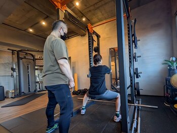 フューチャー(FUTURE)/ワイドスクワット