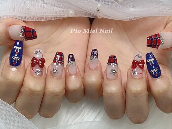 ピオミエルネイル 新宿(pio miel nail)/チェック×ネイビー×赤リボン