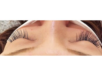 ビューティーアンドスパ セレクトプラス(Beauty & Spa treatment Select +)/３Dと従来のエクステの違い☆