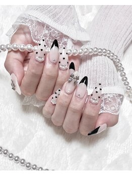 ミニョン(Minyon)/フレンチネイル/ドットネイル