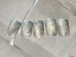 先端ブルー×もやもやニュアンス