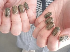 手書きチェックネイル