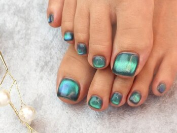 アイビー(Aivy)/マグネットフットネイル