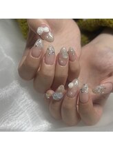 ティニー(Tiny)/お持ち込みネイル