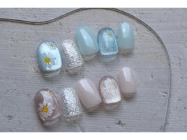 4600円　デイジー　マグネット