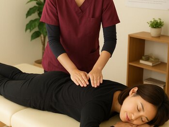 カイロサロン ひまわりの写真/【当店人気NO.1◆首・肩こり改善】全身カイロプラクティック整体90分