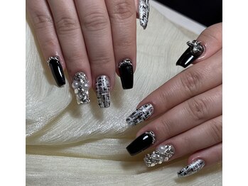 ヴィーナスネイル(Venus Nail)/長さ出し持ち込みデザイン