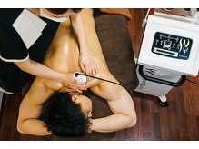 ワイズメン 新宿店(Y's Men)/肩回りもほぐしながら施術