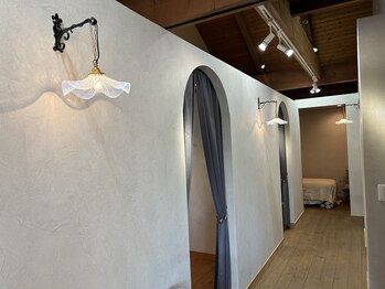 サロン エフ(salon f)/フロア