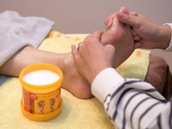 本格中国式全身もみほぐし 幸福の写真/短時間で足の辛さから開放!ふくらはぎ・膝もじっくり揉み解し,むくみ・だるさを解消♪スッキリ軽い体に◎