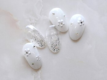 ルシェルアイ/パールビジュー☆透け感フラワー