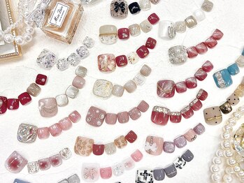 ドルチェネイル(Dolce.Nail)の写真/【フット人気No. 1♪】330種類以上のトレンドから定番デザインをご用意♪カラー試し塗り！OK！足湯付きで◎