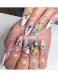 ビジューネイル