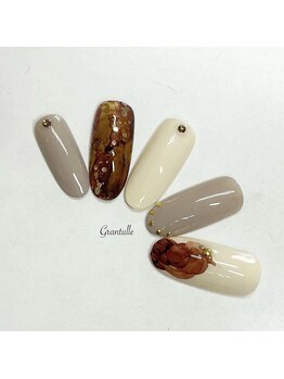 グランチュール(Grantulle)/べっ甲ネイル