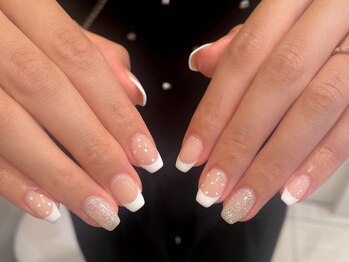 ヘアアンドネイル ミューズ 新浦安店(HAIR&NAIL MUSE)の写真/経験豊富なスタッフ在籍◎シンプルだけど普通過ぎない！オフィスネイルでも存在感のある指先に♪