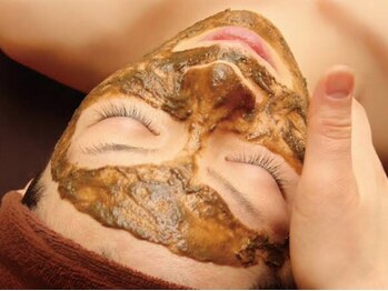 コンフォート 爽快 千里山店(COMFORT)の写真/”選べる2種類のハーブピーリング”でお肌のお悩みを改善◎お肌のトーンUP&毛穴ケアで憧れのうる艶美肌へ♪