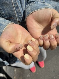 バターイエロー