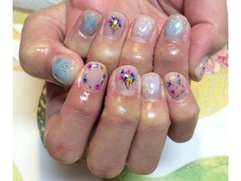 ～カジュアルフラワーネイル～