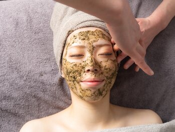 レーヴ アヴニール(Reve Avenir)/ハーブピーリングといえばREVI