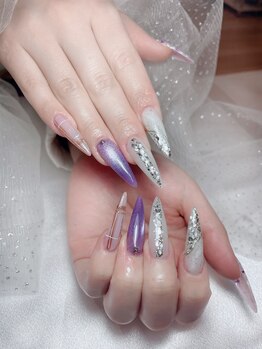クイーンネイル(Queen Nail)/