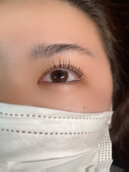 まつげエクステ アンド スクール アンド エステ プティーティドゥール(Putih Tidur)/まつ毛パーマ/ラッシュリフト