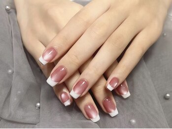 ネイリア 代々木(Naillia)/マグネット+フレンチ