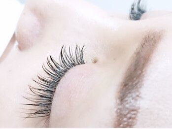 美容室 トムソーヤの写真/【フラットラッシュ３０分付け放題(80～130本）￥4700】ナチュラル上品な目元にしたい方にオススメ♪