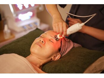 富士見美容整体院の写真/ゆらぎ肌と肌荒れ・赤みケアを徹底!集中保湿でバリア機能サポートし冬の肌トラブル予防を!