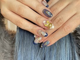 派手派手 兎ネイル