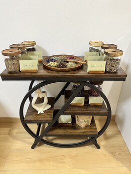 ヨギヨ(yogiyo)/よもぎ＋ハーブで温活