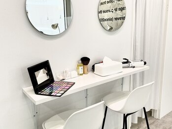 ルチアストック(Lucia Stock)/【make＆hair booth】