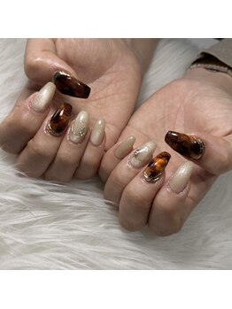 シェリ バイ ラズライト(Cherie By.Laslight)/