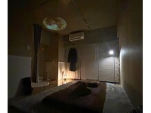 リブラ(LIBRA)/夜は月明かりの空間に