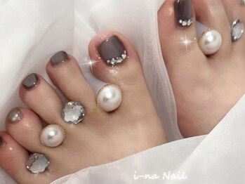 イーナネイル(i-na Nail)/マグネット×ジュエリーストーン