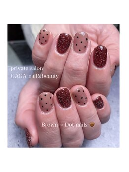 Brown × Dot nails　定額ネイル