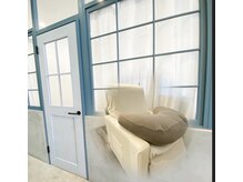 アイラッシュ イチマルニ(eyelash 102.)の雰囲気(落ち着いた空間で施術が受けられます!)