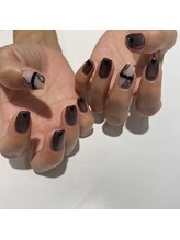 ヴィヴィアンビューティ ネイルアンドアイ Viviean Beauty Nail & Eye/シースルーネイル