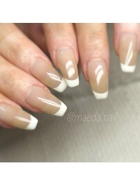 〈　フレンチネイル　〉