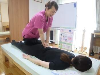 ジン(Jin)の写真/【美姿勢矯正×骨盤矯正】で脂肪を燃焼しやすい身体づくり♪気になる部分にしっかりアプローチ☆